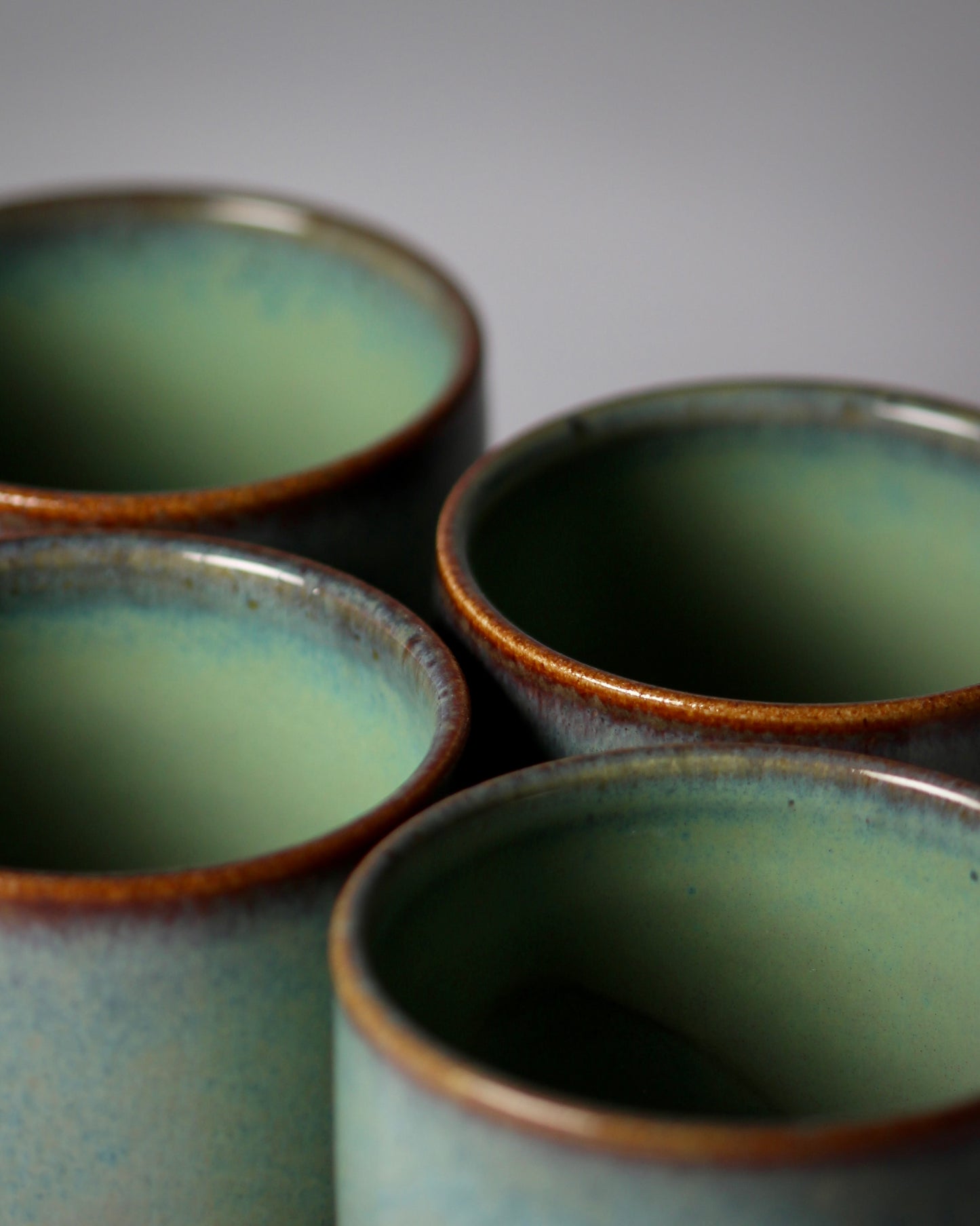 (NEW) Emerald Shore Cup Set (4)