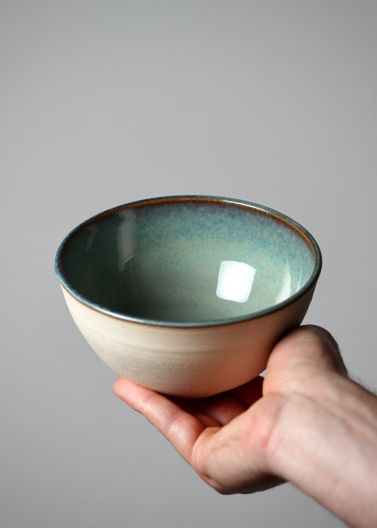 (NEW) Medium Bowl, Emerald